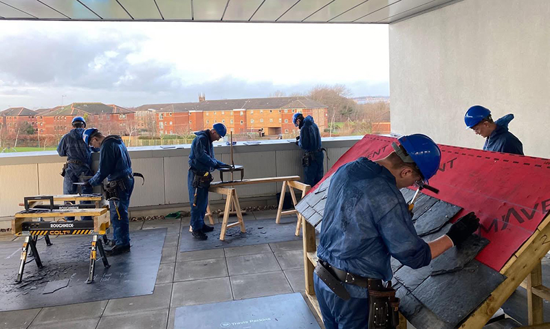 Roofing training students