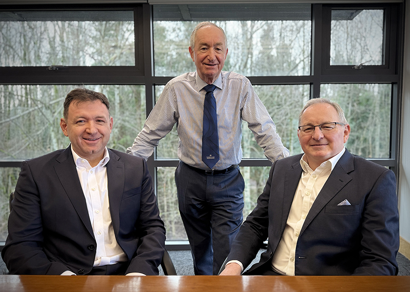 L-R: Elliot Robertson, Sir Bill Robertson, John Watson