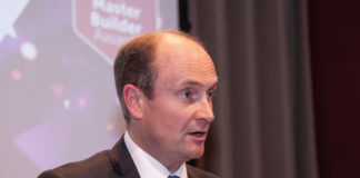 Gordon Nelson