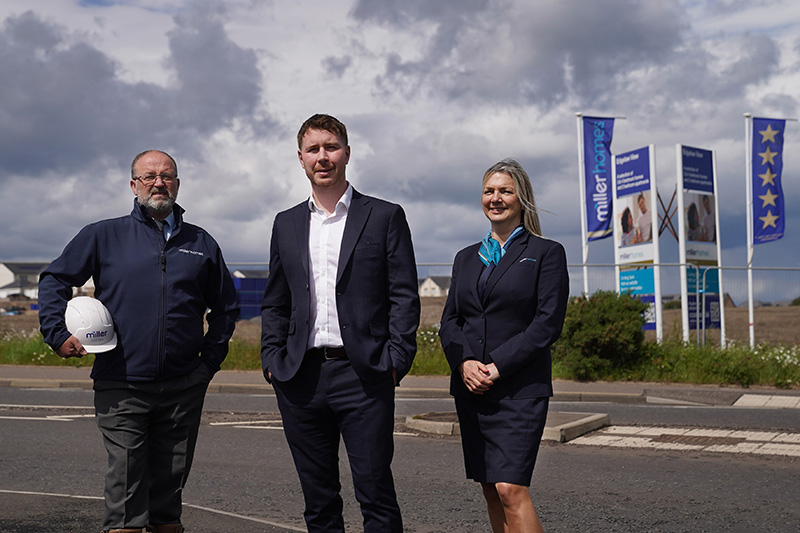 Edgelaw View Site Manager, Eddie Derrick; Miller Homes Regional Operations Director, Gary Heany; and Miller Homes Development Sales Manager, Catherine Coleman at Edgelaw View © Stewart Attwood Photography