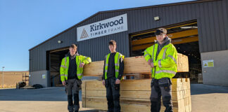Kirkwood Timber Frame trainees