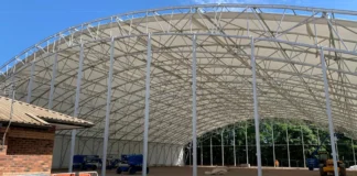 Frame of tennis cente