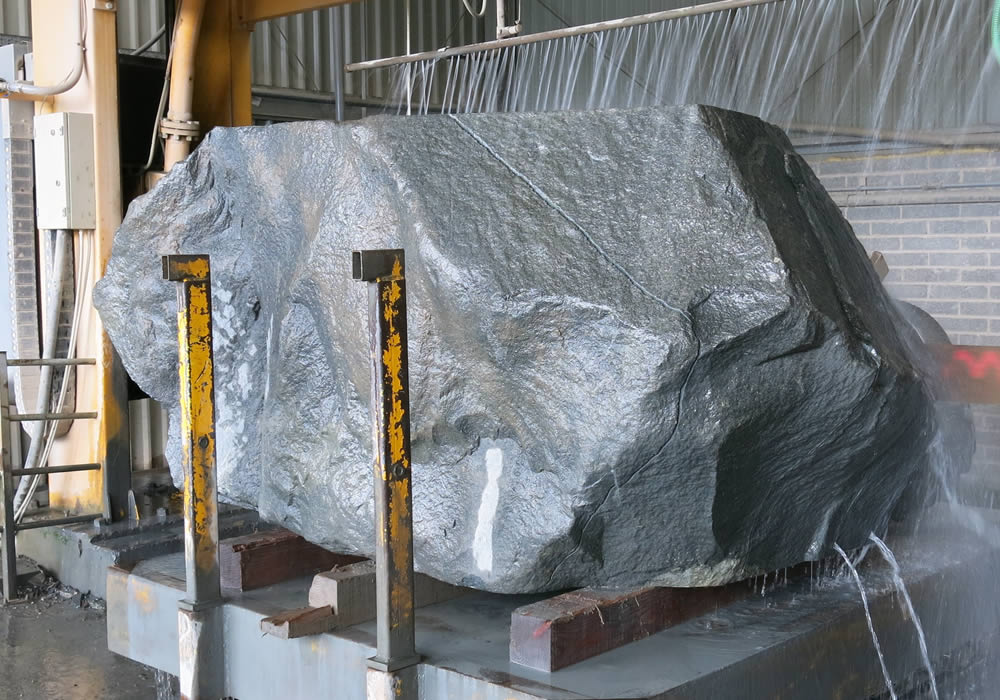 Stone cutting image