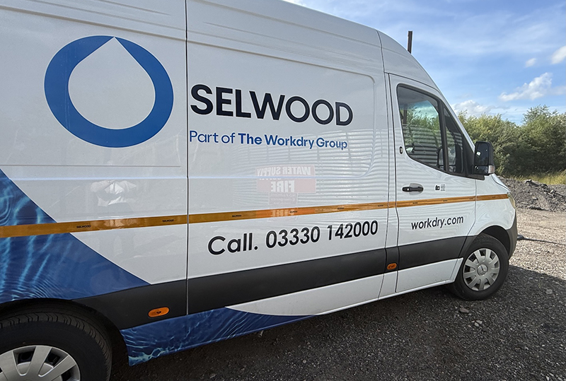 Selwood van 