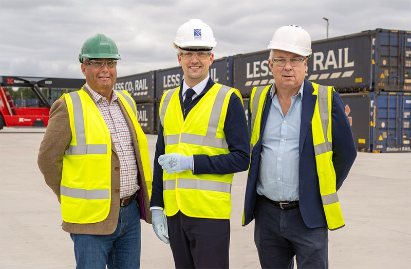 Alan McMeekin, MD and Senior Vice President, Europe, West Fraser, Stephen Flynn MSP and George Webb, European Purchasing Director, West Fraser